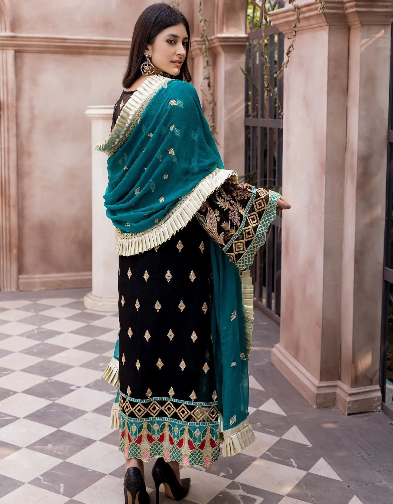 Emaan Adeel Le Festa Edit Chiffon Collection Vol-3 – LR-07